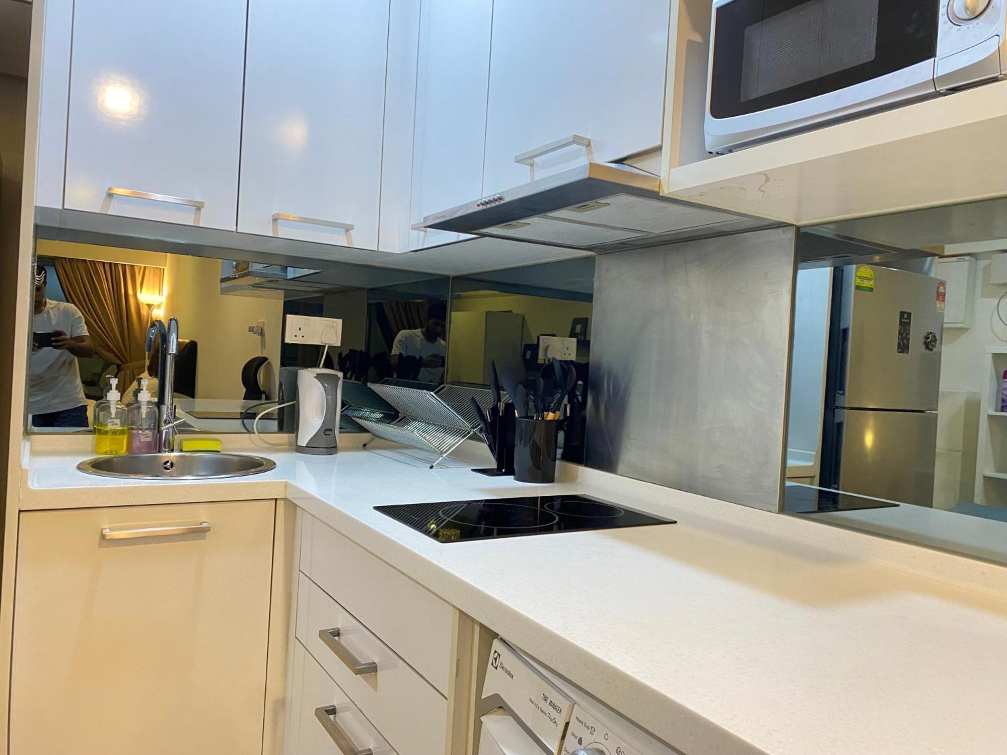 Apartment Near Klcc By Grihoz 쿠알라룸푸르 객실 사진
