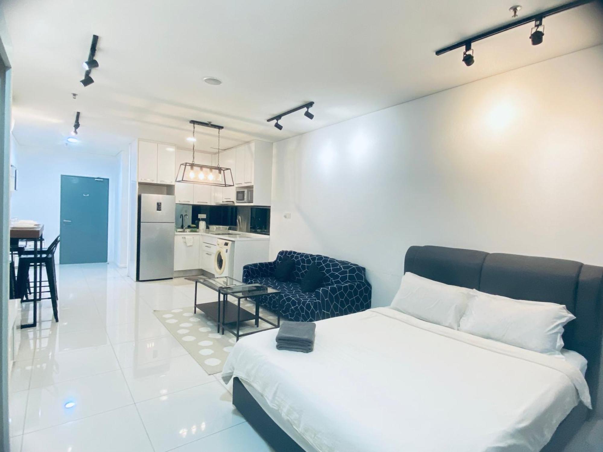 Apartment Near Klcc By Grihoz 쿠알라룸푸르 외부 사진