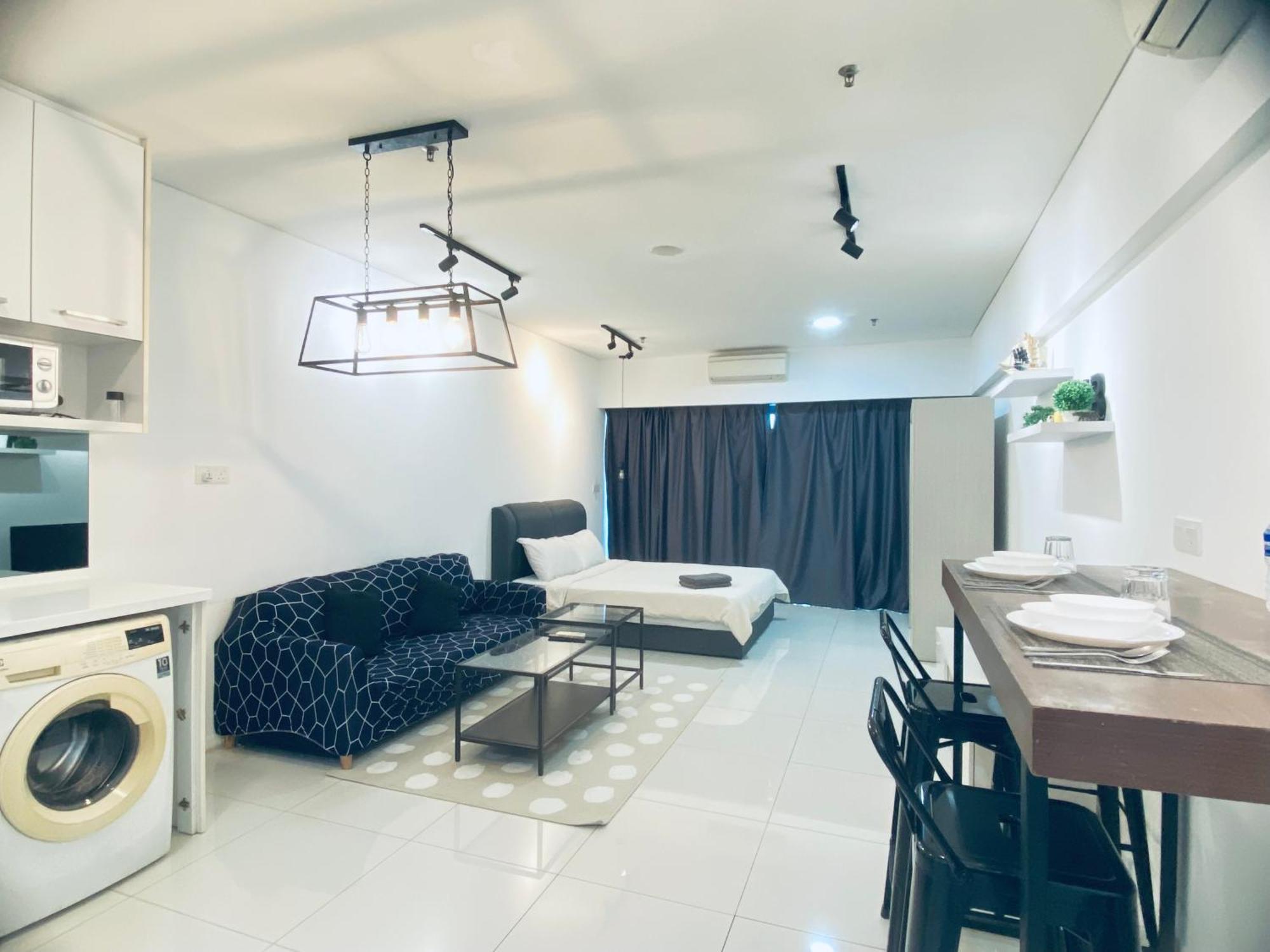 Apartment Near Klcc By Grihoz 쿠알라룸푸르 외부 사진