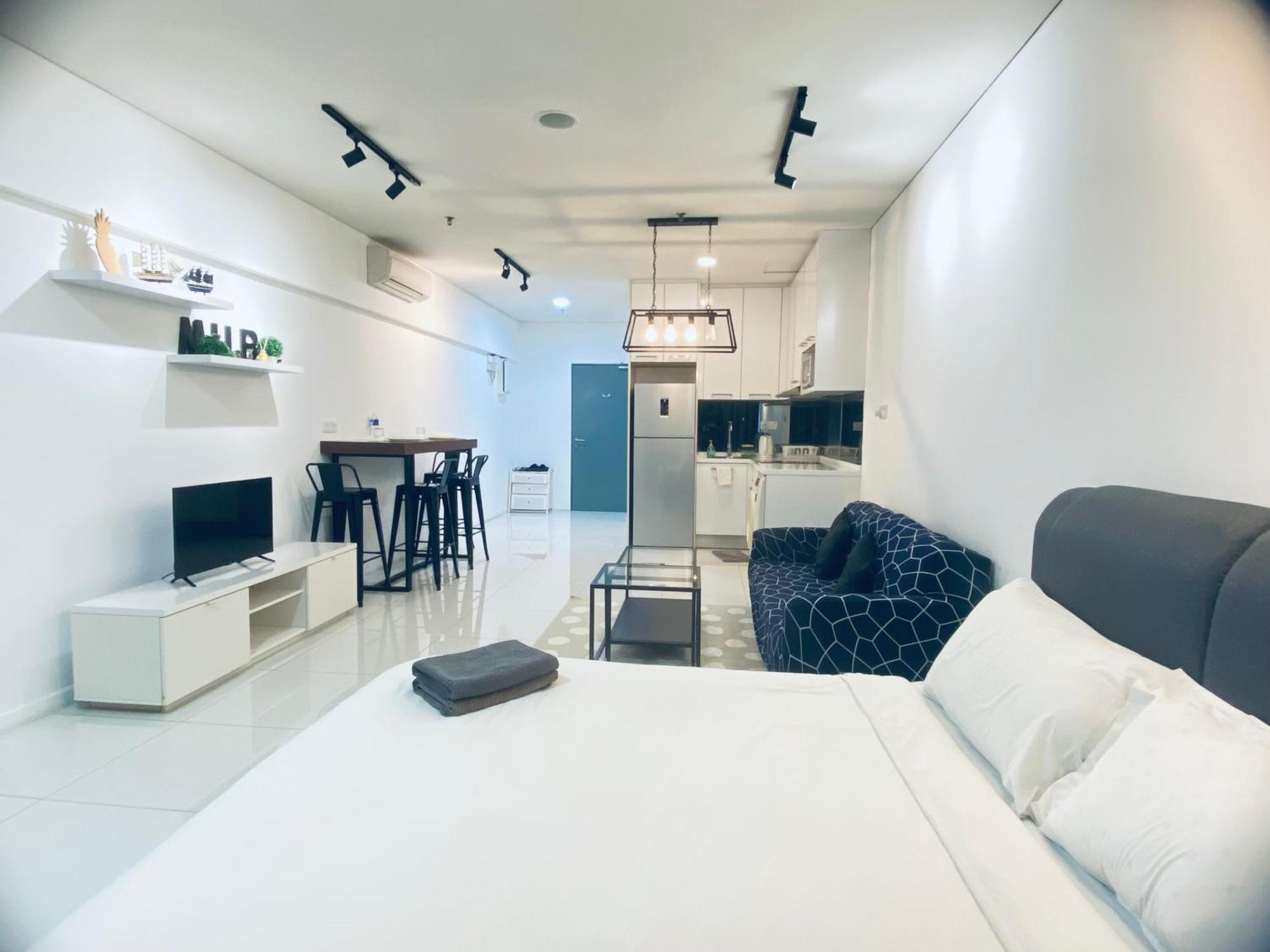Apartment Near Klcc By Grihoz 쿠알라룸푸르 외부 사진
